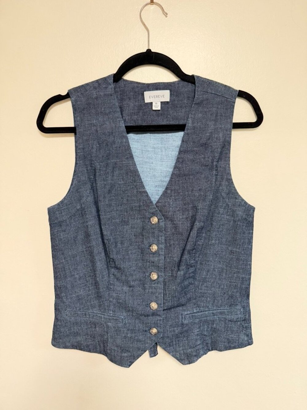 Evereve Blue Chambray Denim Button Down Tailored Vest Size Medium M Cinch Back